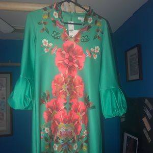 Brand new beautiful turquoise bubble sleeve dress